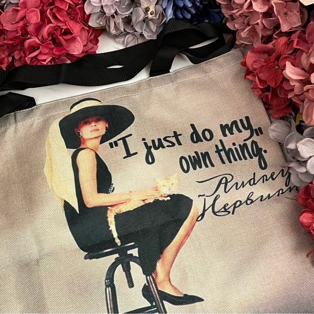 Eco-Friendly Audrey Hepburn Folding Tote Bag - Picture 5 of 15